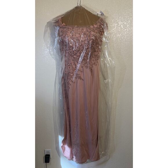 Cameron Blake Mother of Bride Formal Dress Gown 10 - Picture 15 of 16